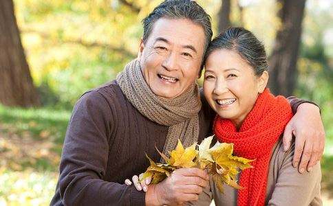 農(nóng)村父母買(mǎi)什么保險(xiǎn)？如何給農(nóng)村父母買(mǎi)保險(xiǎn)？
